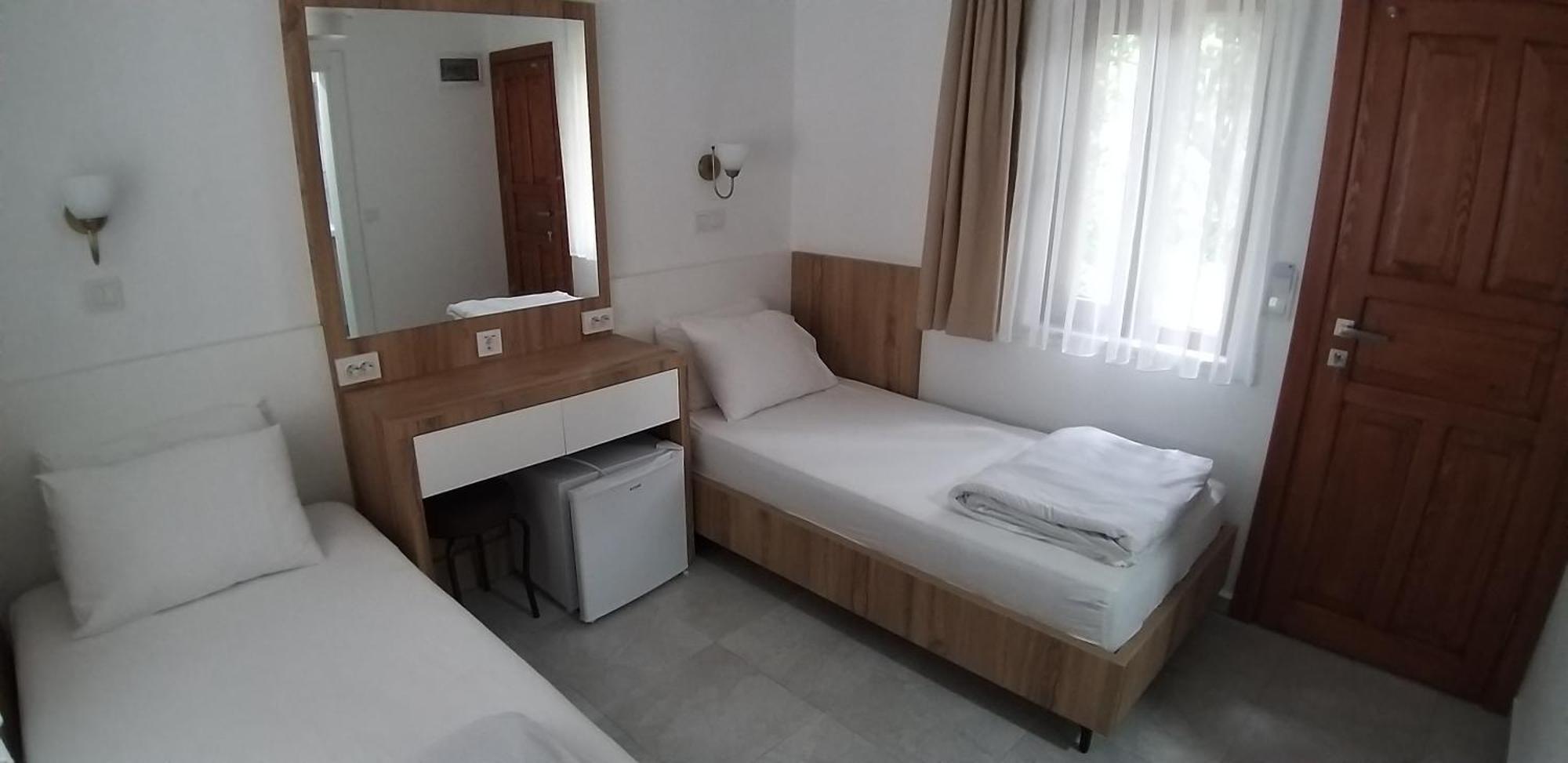 Lindos Pension ดาลยัน ภายนอก รูปภาพ
