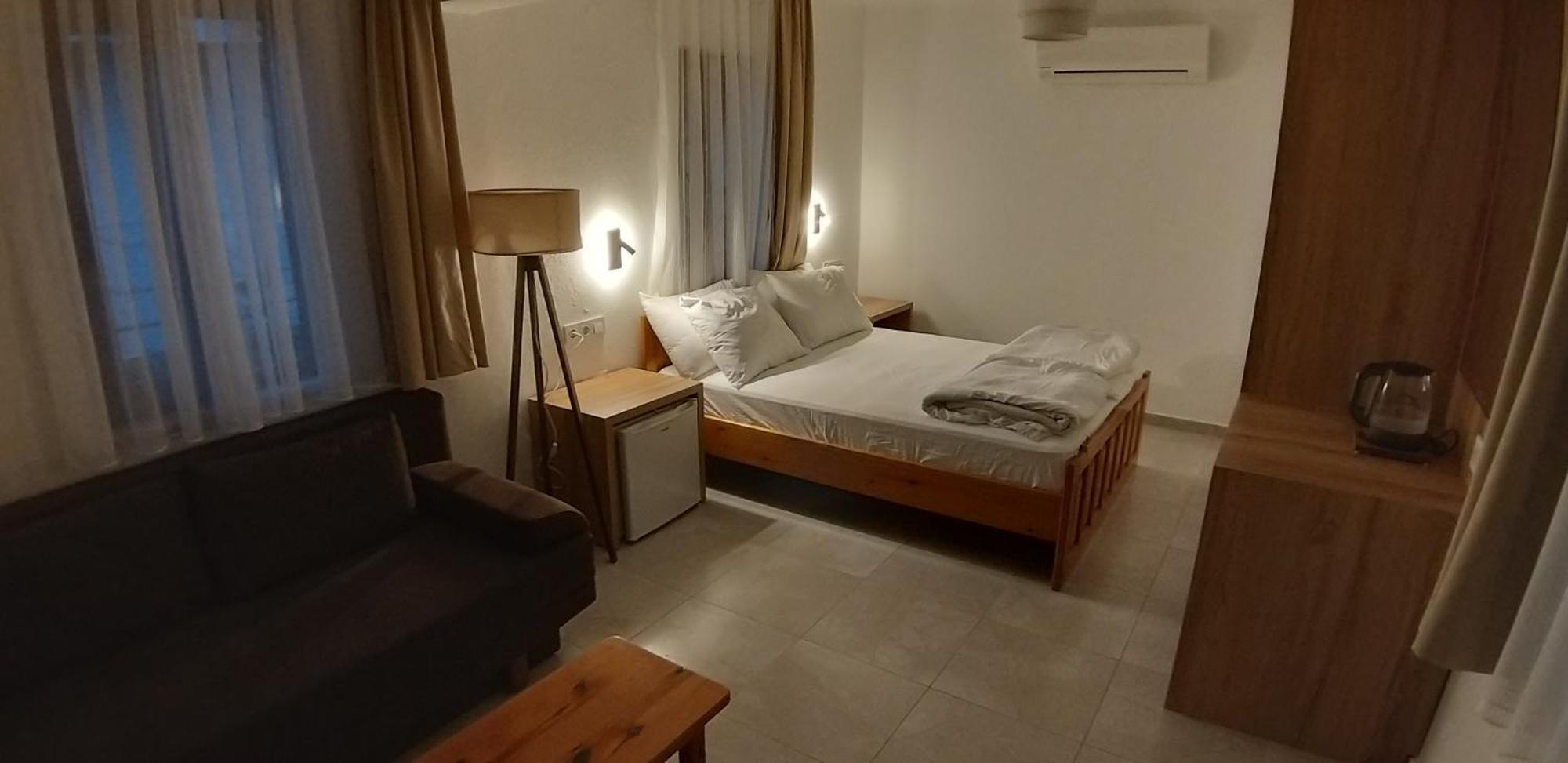 Lindos Pension ดาลยัน ภายนอก รูปภาพ